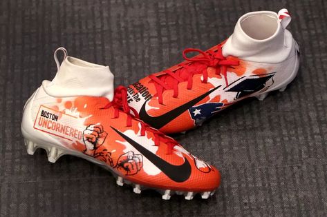 Nfl Cleats, Custom Football Cleats, Custom Cleats, Football Dress, Bill Belichick, The Chiefs, Football Teams, Custom Football, Football Field