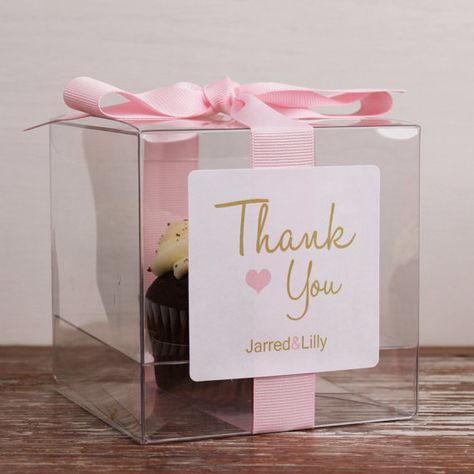 Cake Box Design Packaging Ideas, Wedding Cake Box Design, Cake Box Design, Design Packaging Ideas, Cupcake Wedding Favors, Wedding Cake Box, Cake Favor Box, Wedding Cake Favors, Wedding Cake Boxes