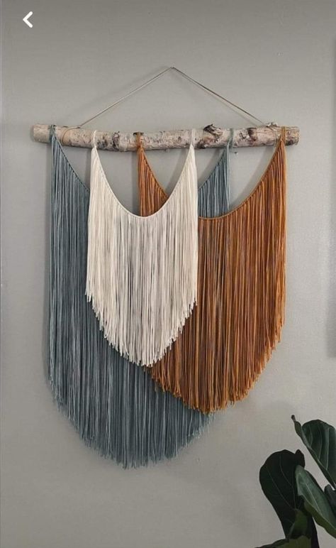 Yarn Tapestry Diy, Diy Wall Decor For Bedroom Cheap, Boho Wall Hanging Diy, Diy Macrame Wall Hanging, Driftwood Macrame, Diy Tapestry, Tassel Wall Hang, Diy Wall Decor For Bedroom, Deco Boho