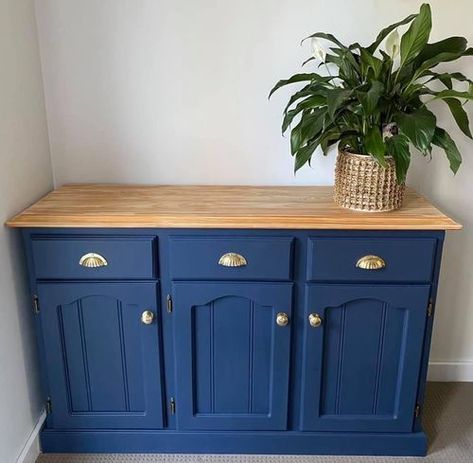 Upcycled buffet furniture | Bunnings Workshop community Restored Buffet Cabinet, Blue Buffet Cabinet, Upcycled Buffet, Old Pine Furniture, Kitchen Upcycle, Ideas Armario, Upcycled Cabinet, Buffet Furniture, Blue Cabinet