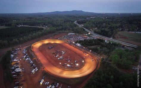 Dirt track racing under the lights at Travelers Rest Speedway. Travelers Rest Sc, Trail Life, Travelers Rest, Track Racing, Dirt Track Racing, Dirt Track, Under The Lights, Blue Ridge Mountains, Blue Ridge