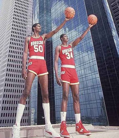 Kareem Abdul-jabbar, Rockets Basketball, Basketball Information, Ralph Sampson, Hakeem Olajuwon, Girls Basketball Shoes, Texas Sports, Basketball Highlights, Basketball Star