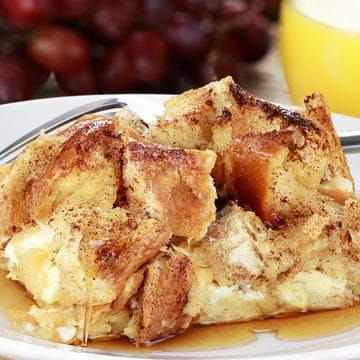 Slow Cooker French Toast, French Toast Casserole Easy, Stuffed French Toast Cream Cheese, Baked French Toast Casserole, French Toast Casserole Recipes, Casserole Easy, Gourmet Breakfast, Toast Casserole, Cinnamon French Toast