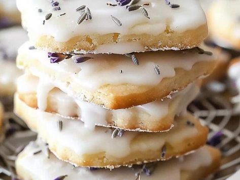 Iced Lemon Lavender Shortbread Cookies Recipe: A Buttery, Fragrant Treat for Tea Time - NewsBreak Iced Lemon Lavender Shortbread Cookies, Desert Inspo, Lavender Shortbread Cookies, Creamsicle Cake, Shortbread Cookies Recipe, Lavender Shortbread, Molasses Cookies Recipe, Mousse Cake Recipe, Peanut Butter Mousse