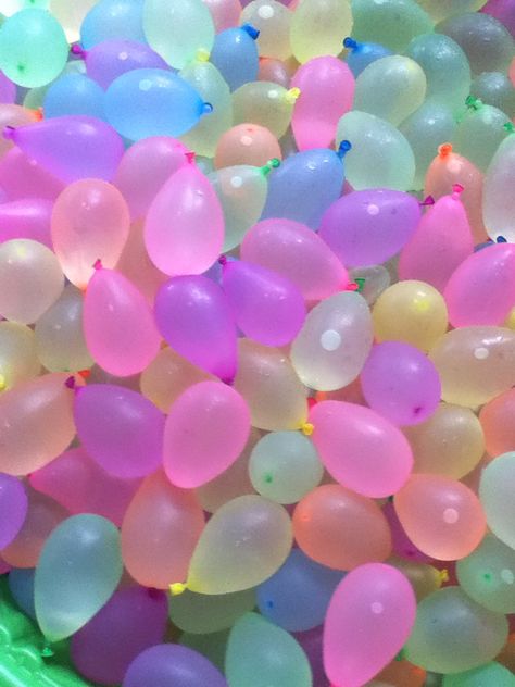 600 water balloon fight Water Baloon, Water Ballon Aesthetic, Water Balloon Aesthetic, Holiday Morning, Summer To Do List, Baby Magic, Summer Water, Girly Movies, Dream Wedding Cake