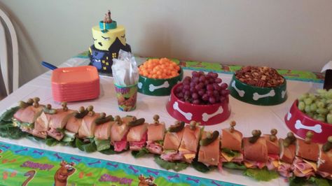 Scooby Doo 2nd Birthday Party Ideas, Scooby Doo Birthday Party Ideas Food, Scooby Doo Gender Reveal, Scooby Doo Spooky Island Party, Scooby Doo Themed Food, Scooby Doo Birthday Party Ideas Decoration, Scooby Doo Party Ideas, Scooby Doo Themed Party, Diy Scooby Doo Birthday Party Ideas