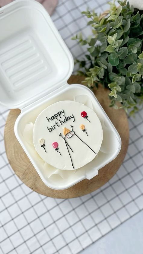 Kue Disney, Birthday Quotes Funny For Him, Funny Birthday Cakes, Mini Cakes Birthday, Bento Cake, Creative Birthday Cakes, Cute Birthday Cakes, Box Cake, Bento Box