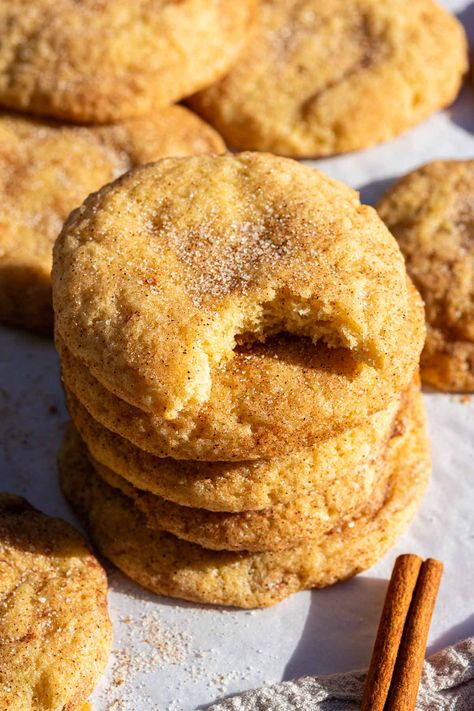 Sourdough Snickerdoodle Cookies Cookies Sourdough, Sourdough Sweets, Sourdough Cookies, Brownie Pudding, Brownie Treats, Sourdough Starter Discard Recipe, Discard Recipes, Pumpkin Chocolate Chip Bread, Cream Cheese Muffins