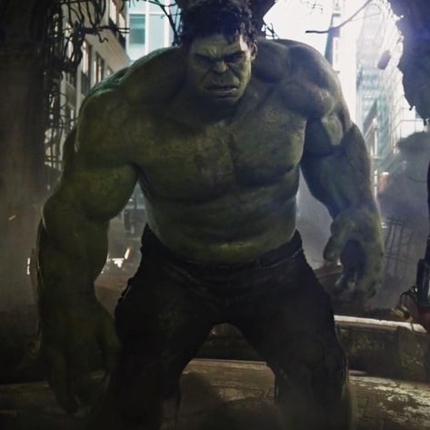 marvel avengers hulk bruce banner aesthetic icons Bruce Banner Aesthetic, Hulk Bruce Banner, Avengers Story, Banner Aesthetic, Banner Hulk, Green Hulk, Bruce Banner Hulk, Avengers Hulk, Hulk Comic