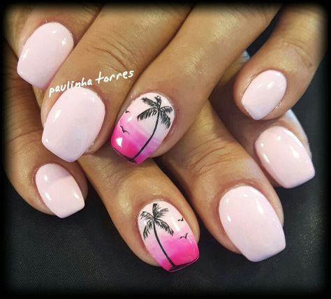 Nail Art For Goa Trip, Nails For Carribean Vacation, Goa Nails Design, Pink Palm Tree Nails, Goa Nails, Cancun Nails Vacations, Cancun Nails, Casino Nails, Beach Gel Nails