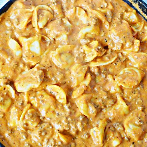 Cheesy Beef Tortellini, Beef And Tortellini, Beef Tortellini, Homemade Tortellini, Sundried Tomato Chicken, One Pot Wonder, Ground Beef Seasoning, Hotdish Recipes, Hamburger Helper Recipes