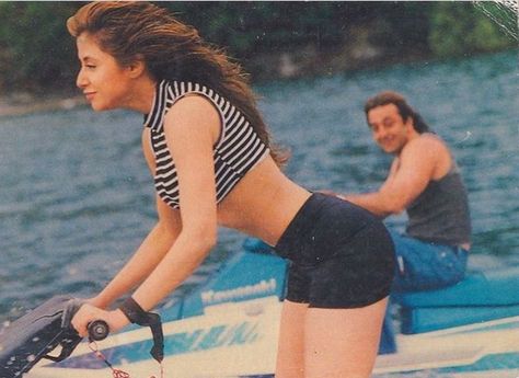 #SanjayDutt #UrmilaMatondkar Urmila Matondkar Hot Pics, Urmila Matondkar 90s, Urmila Matondkar, Sanjay Dutt, Bullet Journal Aesthetic, Acting Skills, Journal Aesthetic, Bollywood Movie, Connecting People