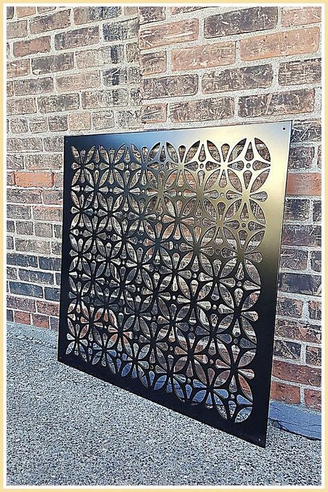 Outdoor Privacy Screens - Visit Amazon.com to get the best products. Garden Trellis Designs, Outdoor Privacy Screens, Privacy Screen Deck, Diy Privacy Screen, Porch Wall Decor, Patio Privacy Screen, Patio Privacy, Outdoor Trellis, Balcony Grill Design