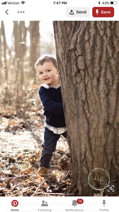 Toddler Pictures, Boy Photo Shoot, Toddler Photoshoot, Children Photography Poses, Sibling Photography, Toddler Photos, Toddler Photography, Baby Boy Photos