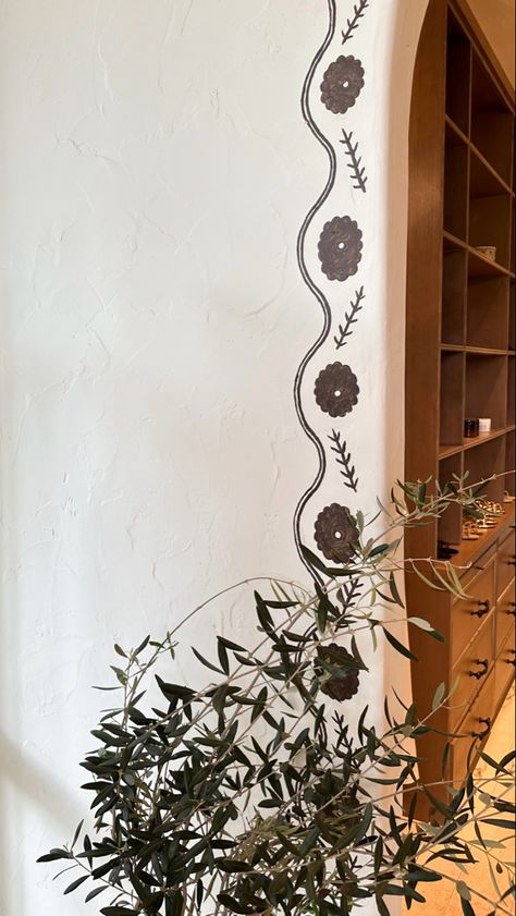 Hand Painted Interiors, Folk Art Border Patterns, Stencil Around Doorway, Entryway Mural Ideas, Folk Interior Design, Entryway Mural, Hand Painted Wall Mural, Hand Painted Wall Designs, Painted Arch