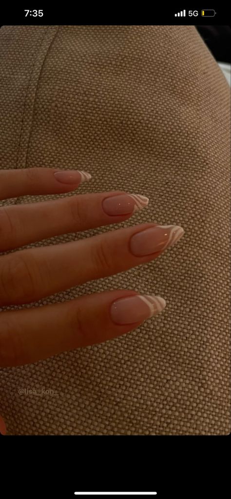 Natural Almond Nails, Almond Acrylic Nails Designs, White Almond Nails, Almond Nails French, Natural Acrylic Nails, Abstract Nails, Almond Nails Designs, Almond Acrylic Nails, Diamond Nails