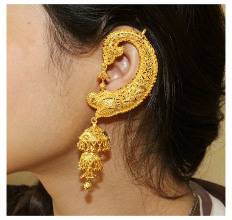 Zumka Earrings, Earrings Gold Jewellery, Unique Gold Jewelry Designs, Gold Earrings Indian, Jewellery Diy, Bridal Jewelery, Gold Bridal Necklace, Indian Jewelry Earrings, Antique Necklaces Design