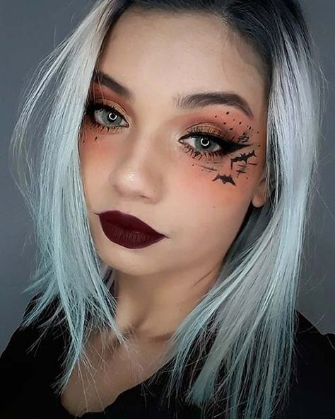 Everyday Halloween Makeup Looks, Womens Bat Makeup, Halloween Bat Makeup Ideas, Cute Bat Makeup, Work Friendly Halloween Makeup, Haloween Mackup Ideas Simple, October Makeup Looks, Bat Costume Makeup, Bat Eye Makeup