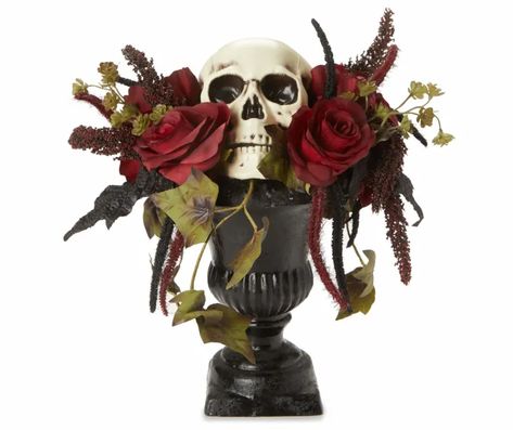 Animated Halloween Props, Halloween Bride, Gothic Room, Animated Halloween, Gothic Flowers, Candy Costumes, Glamour Decor, Witch Crafts, Halloween Decor Diy