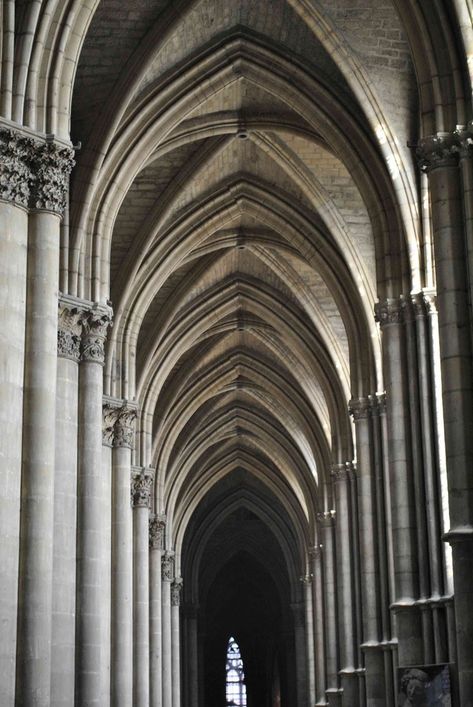 Gothic Architecture Interior, Gothic Arches, Reims Cathedral, Gothic Windows, Gothic Buildings, Gothic Cathedrals, Cathedral Architecture, European Architecture, Classical Architecture