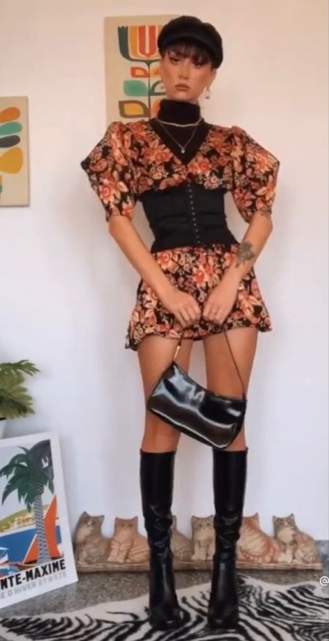 Eve Lily, Maximalist Outfits, Maximalist Fashion, Dress With Corset, 70s Outfits, Looks Vintage, Classy Outfits, Aesthetic Clothes, Fashion Inspo Outfits