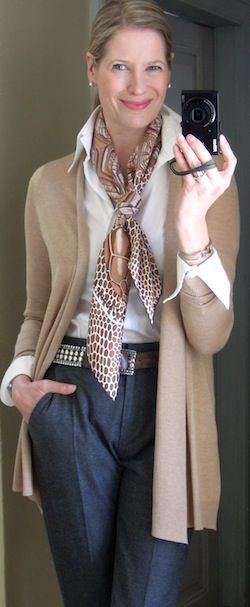 camel and grey 50s Outfits, 50 Style, 60 Fashion, Mode Casual, Over 50 Womens Fashion, Style Challenge, Women Over 50, Fashion Over 40, 가을 패션