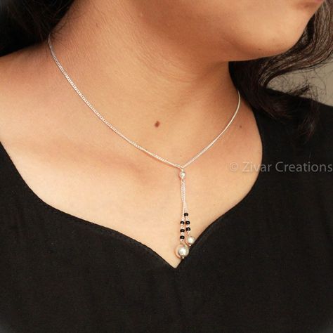 Fancy Mangalsutra, Silver Mangalsutra, India Necklace, Mangalsutra Chain, Mangalsutra Design, Modern Silver Jewelry, Gold Bangles For Women, Mangalsutra Designs, Indian Necklace