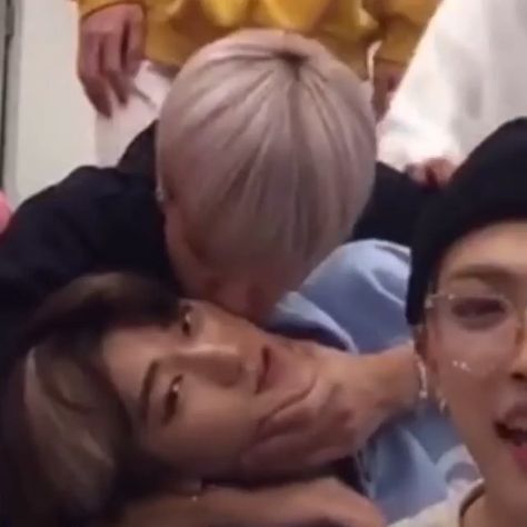 ATEEZ WOOSAN┊우산 on Instagram: “the way I screamed that day - - - -follow @woosanboo for more content - - - #ateez #atiny #kimhongjoong #hongjoong #parkseonghwa #seonghwa…” Woosan Ateez, Ateez Woosan, Cheek Kiss, Park Seong-hwa, I Scream, Woo Young, Kim Hongjoong, That Day, Red Aesthetic