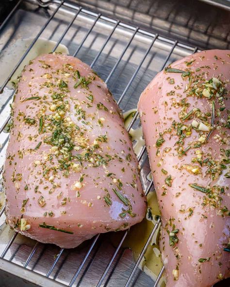 Turkey breast covered in herbs on roasting rack Best Moist Turkey Breast Recipe, Roast Turkey Breast Recipes Bone In, Toasted Turkey, Turkey Breast Recipes, Boneless Turkey Breast, Cooking Turkey Breast, Fresh Turkey, Maple Mustard, Turkey Glaze