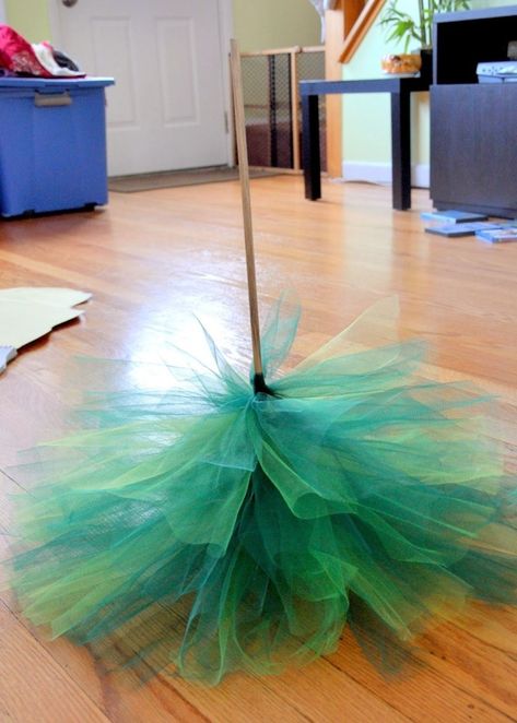 Diy Tulle Christmas Tree, Tulle Tree, Tulle Christmas Trees, Tulle Crafts, Diy Tulle, Christmas Tree Diy, Pink Christmas Decorations, Navidad Christmas, Tree Diy