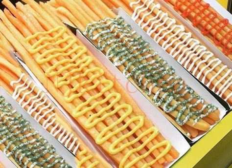 Long French Fries, Long Fries, Long Potato, Fries Packaging, Belgian Fries, French Fries Recipe, Food Business Ideas, Homemade French Fries, Carnival Food