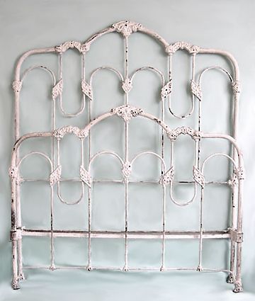 Original Antique Iron Bed Details Rod Iron Bed, Painted Iron Beds, Iron Twin Bed, Antique Iron Bed, White Iron Beds, Princess Letters, Antique Bed Frame, Wrought Iron Bed Frames, Antique Iron Beds