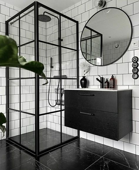 Wall Bathroom Decor, Bathroom Decor Minimalist, Black Tile Bathrooms, Minimalist Bathroom Decor, Decor For Walls, Colorful Bathroom, Bathroom Design Black, Black White Bathrooms, Cheap Bathroom