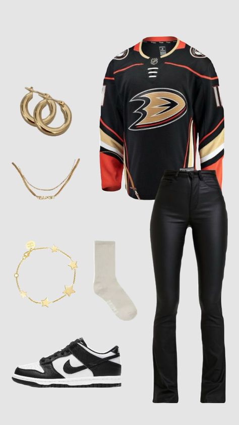 Anaheim Ducks Game Day Oufit #anaheimducks #gamedayoutfit #anaheimducksgamedayoufit #hockey Hockey Game Outfit, Anaheim Ducks Hockey, Ducks Hockey, Game Outfit, Hockey Game, Duck Cloth, Hockey Games, Anaheim Ducks, Gaming Clothes