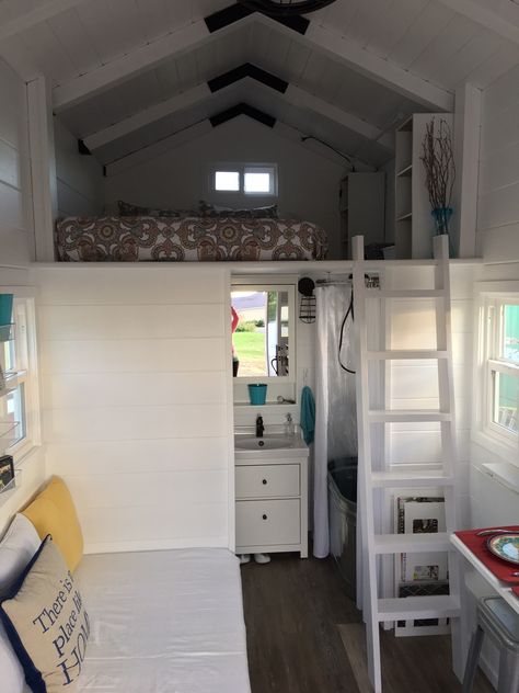 Small Shed Room Ideas, Shed Converted To Bedroom, She Shed House Tiny Homes, Shed To Room Conversion, Bedroom Shed Ideas, Shed Loft Bed, Shed Room Ideas Bedrooms, Small Shed House Interior, Shed Loft Bedroom