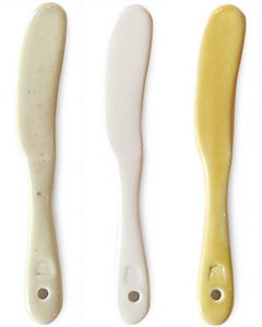 landscape-products ceramic butter knives Butter Ceramic, Butter Holder Ceramics, Ceramic Butter Knife, Ceramic Butter Dishes Handmade, Butter Dishes Ceramic, Diy Butter, Diy Cheese, Ceramic Cutlery, Ceramic Knife