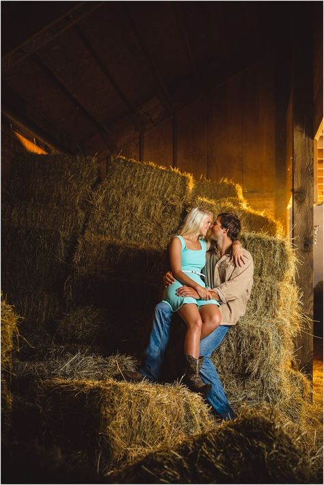 Farm engagement photos in a barn. Love this! Click to view more photos! Barn Engagement Photos, Farm Engagement Photos, Couple Engagement Pictures, Engagement Photos Country, Country Engagement, Knoxville Wedding, Hay Bales, Wedding Engagement Photos, A Barn