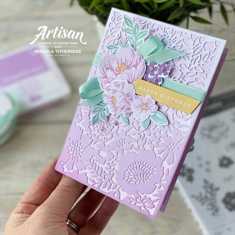 Fancy Floral Stampin Up Cards, Stampin Up Mini Catalogue 2023, Something Fancy Dies Stampin Up Cards, Two Tone Flora Stampinup, Stampin Up Two Toned Flora, Two Tone Floral Stampin Up Cards, Stampin Up Fancy Flora, Stampin Up Birthday Cards, Stampin Pretty