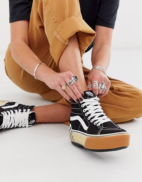 Vans SK8-Hi Stacked black sneakers Vans Platform Sneakers Outfit, Vans Sk8 Hi Outfit, Platform Vans, Vans Outfit, Vans Style, Vans Sk8 Hi, Skateboarder, Black Trainers, Sk8 Hi