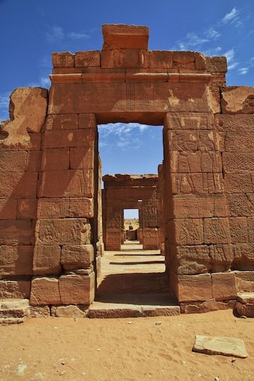 Egyptian Ruins, Desert Ruins, Tranquil Spaces, Ancient Egyptian Temple, Egyptian Desert, Desert Temple, Egyptian Temple, Temple Ruins, Key Art