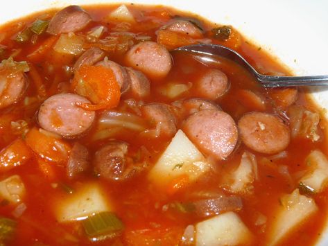 Chicago Style Hot Dog Soup, Hot Dog Stew, Sausage Casseroles, Hot Dog Soup, Toasted Hot Dog Buns, Italian Hot Dog, Dog Soup, Baking Buns, Hot Dog Recipes