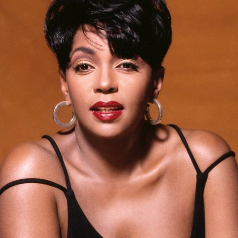 Anita Baker Is Blessing Us With A Farewell Tour In 2018    | The singer announced on Twitter that she's coming back with a tour in 2018. 66th Birthday, Anita Baker, Meagan Good, Soul Singers, Perfect Music, Vintage Black Glamour, Black Hollywood, Black Celebrities, Clothing Trends