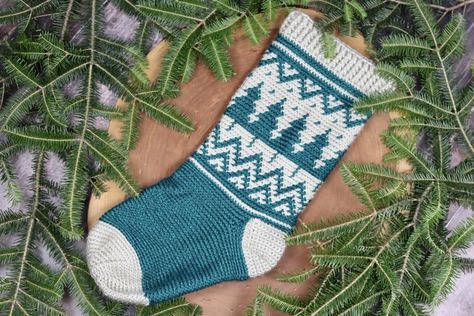 Wintertime Christmas Stocking Crochet Pattern | Rich Textures Crochet Crochet Christmas Stockings Free Pattern, Christmas Stocking Crochet Pattern, Christmas Stocking Crochet, Easy Christmas Stockings, Stocking Crochet Pattern, Stocking Pattern Free, Stocking Crochet, Fair Isle Crochet, Holiday Crochet Patterns