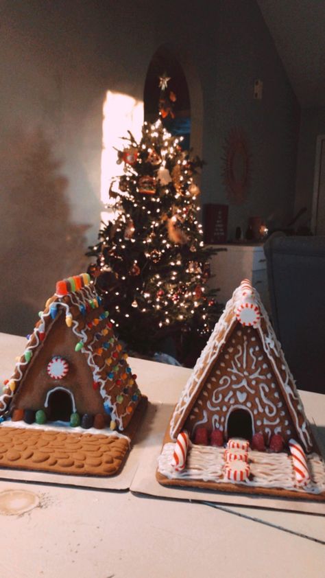 Gingerbread House Date, Gingerbread House Aesthetic, House Aesthetic, With Boyfriend, Holiday Inspiration, Christmas Aesthetic, Gingerbread House, Gingerbread, Ginger