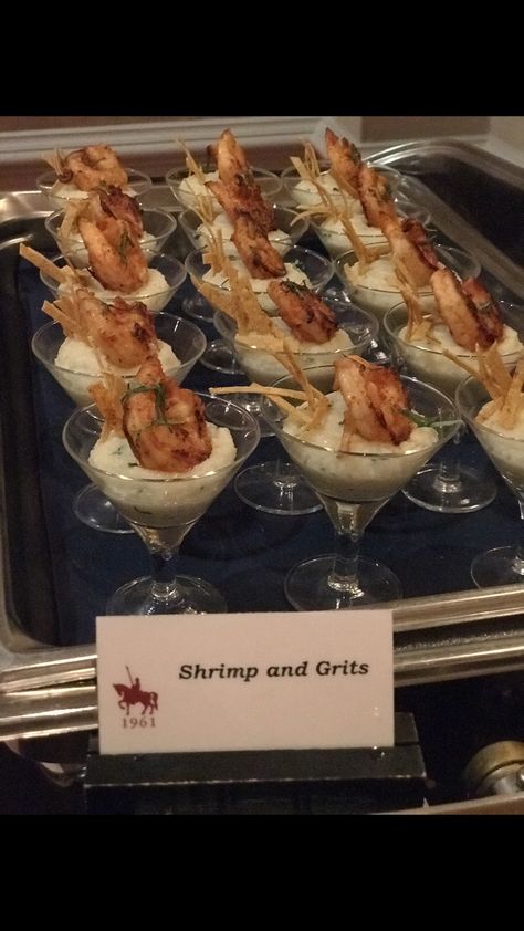 Mini Martini Glass Mini Tasting Party Ideas, Martini Glass Appetizers Appetizer Recipes, Mini Catering Ideas, Food In Wine Glasses, Shrimp And Grits In Martini Glasses, Mini Martini Glass Appetizers, Martini Glass Appetizers, Martini Theme Party Ideas, Mini Appetizers In Shot Glasses