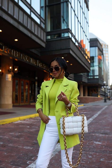 White And Neon Outfit, Neon Office Outfit, Neon Wardrobe, Neon Green Outfits For Women, Neon Green Shirt Outfit Women, Neon Green Button Up Shirt Outfit, Lime Jacket Outfit, Lime Green Street Style, Lime Green And White Outfit