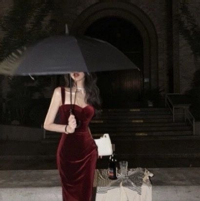 Velvet Spaghetti Strap Dress, Sleeveless Velvet Dress, Elegant Evening Dress, Women Vintage, Velvet Dress, Summer Women, Red Velvet, Spaghetti Strap, Umbrella