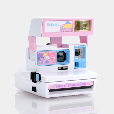 Pastel Things, Polaroid Cameras, Images Hello Kitty, Polaroid 600, Sanrio Stuff, Cute Camera, Desain Quilling, Free Friends, Character Sheets