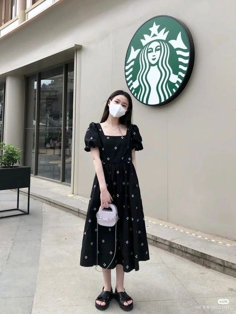 Ootd Korean Style Dress, Dresses Korean Style, Simple Frock Design, Dress Korea, Simple Style Outfits, Simple Frocks, Frock For Women, Stylish Short Dresses, Diy Vetement