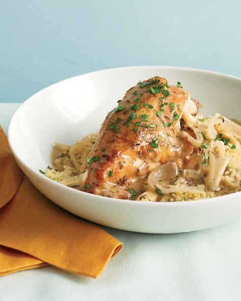 Slow-Cooker Garlic Chicken with Couscous Recipe Slow Cooker Garlic Chicken, Chicken With Couscous, Bean Soups, Beef Stews, Chicken Couscous, Chicken And Pasta, Crock Pot Recipes, Couscous Recipes, Cous Cous